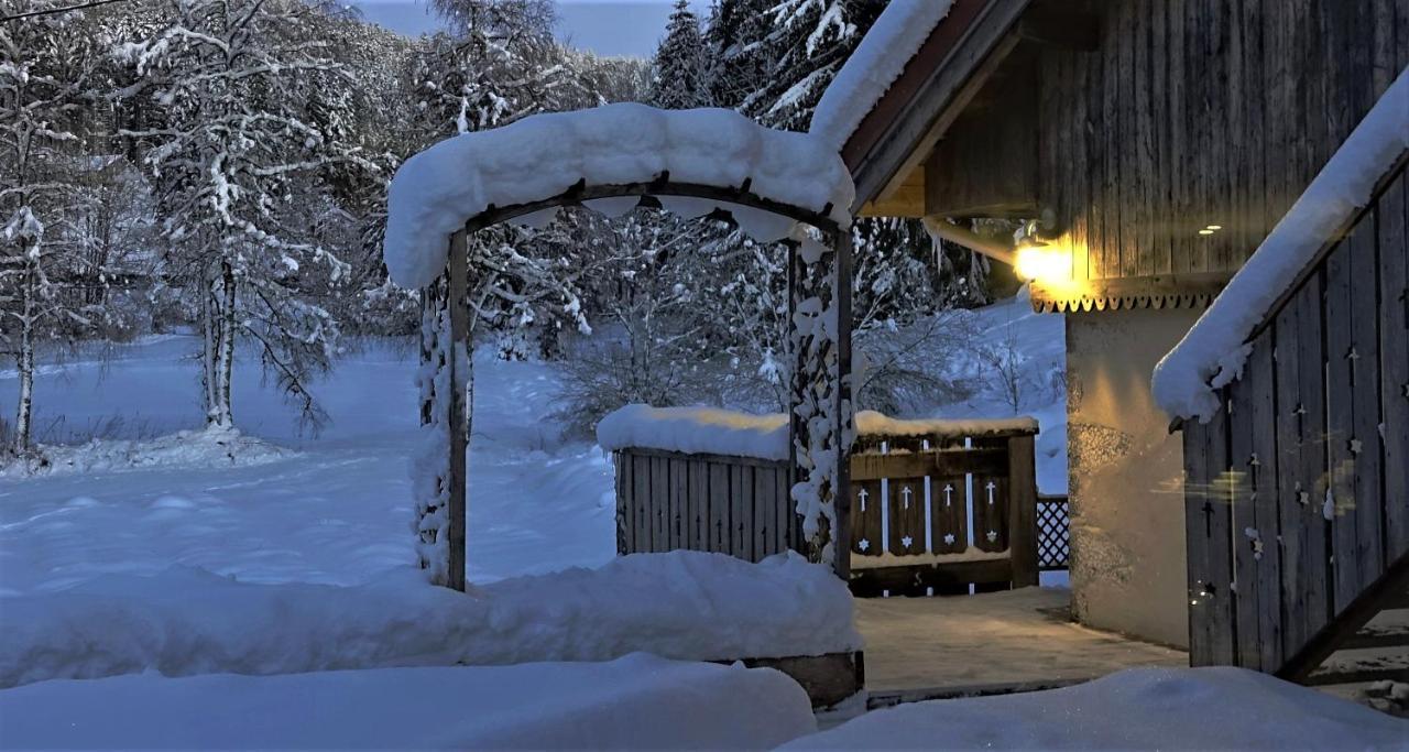 Auberge De La Poulciere Gérardmer Exteriér fotografie