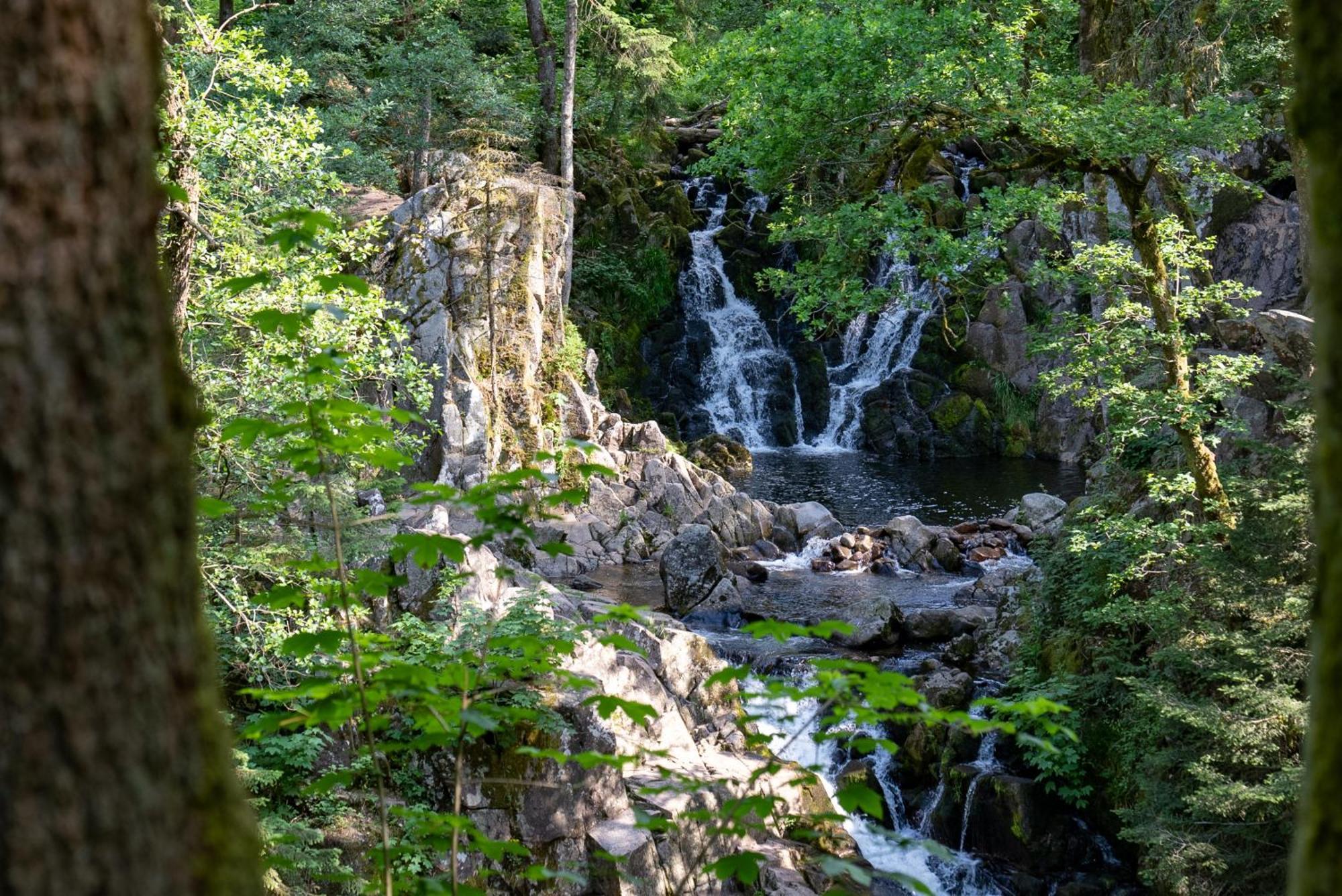 Auberge De La Poulciere Gérardmer Exteriér fotografie